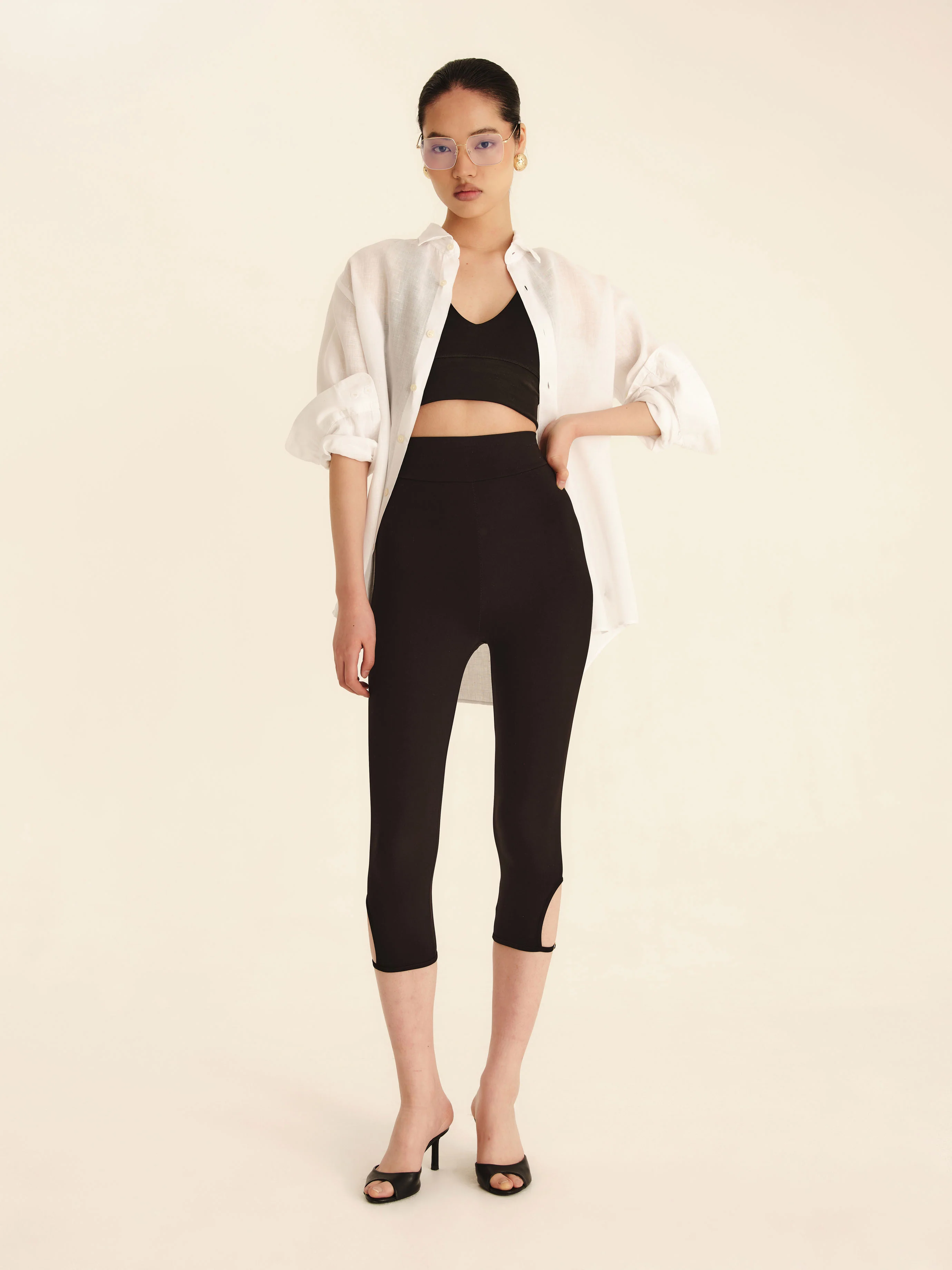 Rosa Capri Leggings - Jet Black - Image 6